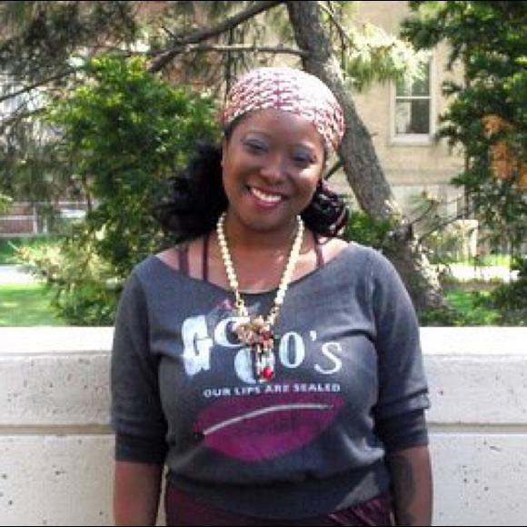 Go-Gos Our Lips Are Sealed Sweatshirt Top - Picture 3 of 3